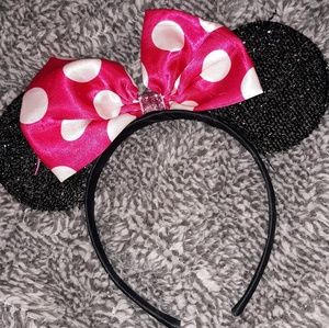 Minnie Mouse headband